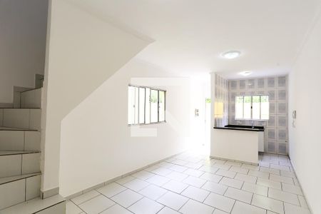 Sala / Cozinha de apartamento para alugar com 3 quartos, 95m² em Parque Assuncao, Taboão da Serra