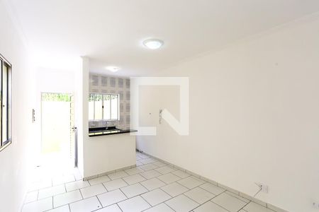 Sala / Cozinha de apartamento para alugar com 3 quartos, 95m² em Parque Assuncao, Taboão da Serra