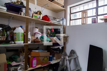 Casa à venda com 158m², 3 quartos e 2 vagasQuarto de Serviço