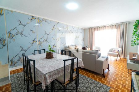 Casa à venda com 3 quartos, 158m² em Campo Belo, São Paulo