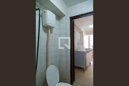 Casa à venda com 158m², 3 quartos e 2 vagasBanheiro da Sala de Serviço