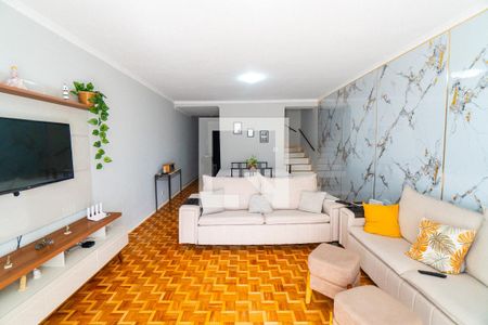 Casa à venda com 3 quartos, 158m² em Campo Belo, São Paulo