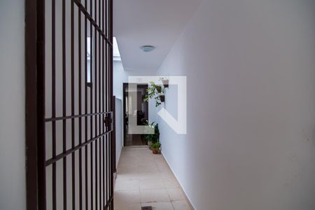 Casa à venda com 158m², 3 quartos e 2 vagasCorredor