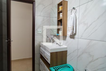 Casa à venda com 158m², 3 quartos e 2 vagasBanheiro Social