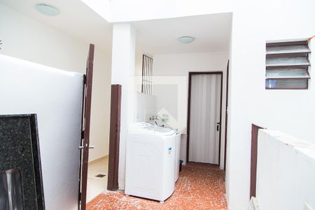 Casa à venda com 158m², 3 quartos e 2 vagasÁrea de Serviço