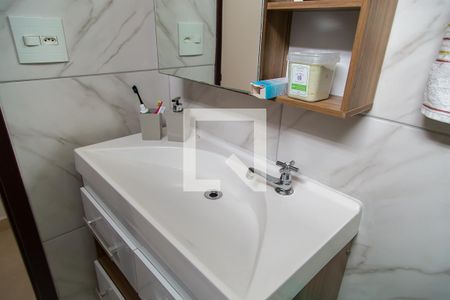 Casa à venda com 158m², 3 quartos e 2 vagasBanheiro Social - Pia