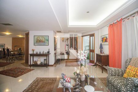 Sala de Estar de casa para alugar com 4 quartos, 417m² em Petrópolis, Porto Alegre