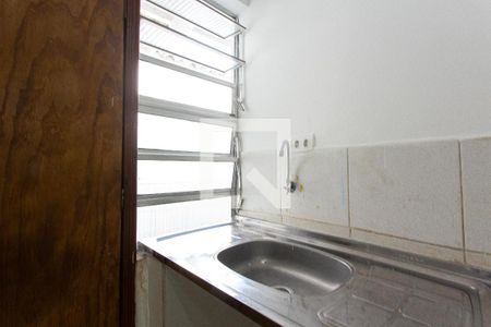 Cozinha de kitnet/studio para alugar com 1 quarto, 14m² em Tatuapé, São Paulo