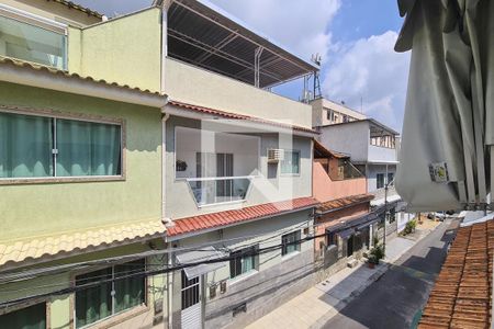 Sala vista de casa à venda com 2 quartos, 240m² em Sampaio, Rio de Janeiro