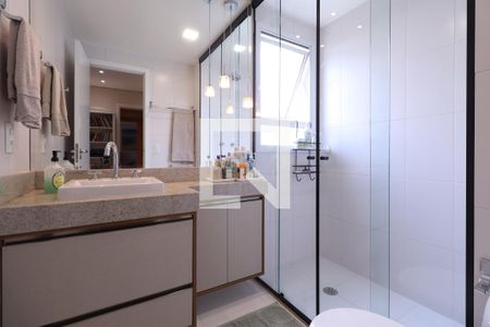 Apartamento à venda com 103m², 3 quartos e 2 vagasBanheiro da Suíte 3