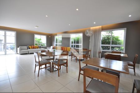 Apartamento à venda com 60m², 3 quartos e 1 vagaÁrea comum - Salão de festas