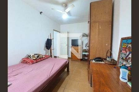 Casa à venda com 382m², 6 quartos e 2 vagasQuarto 2 Casa 1
