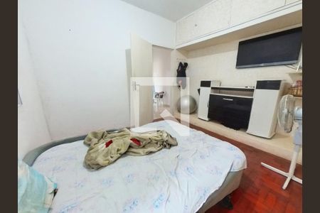 Casa à venda com 382m², 6 quartos e 2 vagasQuarto 4 Casa 1