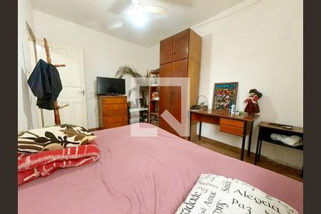 Casa à venda com 382m², 6 quartos e 2 vagasQuarto 2 Casa 1