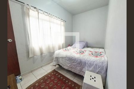 Casa à venda com 382m², 6 quartos e 2 vagasQuarto 2 Casa 2