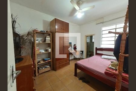 Casa à venda com 382m², 6 quartos e 2 vagasQuarto 2 Casa 1