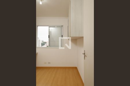 Quarto 1 de apartamento para alugar com 2 quartos, 53m² em Vila Mazzei, São Paulo