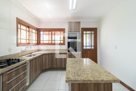 Casa de condomínio à venda com 180m², 3 quartos e 4 vagas Casa de condomínio à venda com 180m², 3 quartos e 4 vagasCozinha