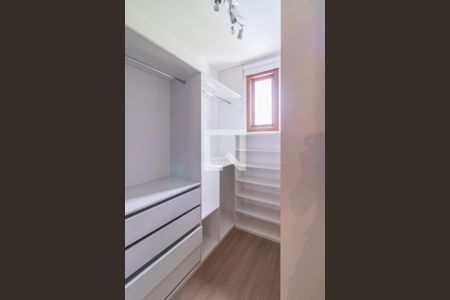 Casa de condomínio à venda com 180m², 3 quartos e 4 vagas Casa de condomínio à venda com 180m², 3 quartos e 4 vagasQuarto 2