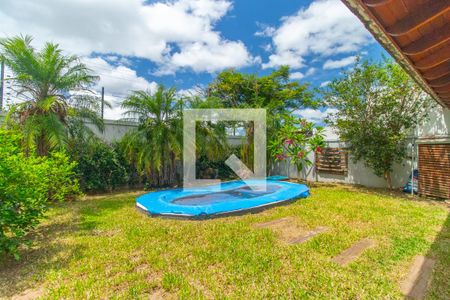 Casa de condomínio à venda com 180m², 3 quartos e 4 vagas Casa de condomínio à venda com 180m², 3 quartos e 4 vagasPiscina