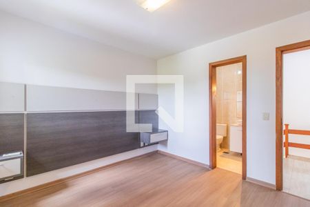 Casa de condomínio à venda com 180m², 3 quartos e 4 vagas Casa de condomínio à venda com 180m², 3 quartos e 4 vagasQuarto 2