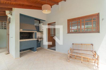 Casa de condomínio à venda com 180m², 3 quartos e 4 vagas Casa de condomínio à venda com 180m², 3 quartos e 4 vagasChurrasqueira