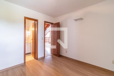 Casa de condomínio à venda com 180m², 3 quartos e 4 vagas Casa de condomínio à venda com 180m², 3 quartos e 4 vagasQuarto 2