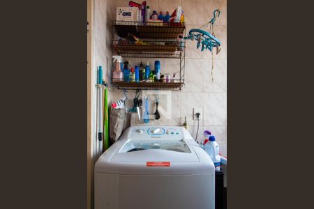 Apartamento à venda com 65m², 2 quartos e 1 vaga Apartamento à venda com 65m², 2 quartos e 1 vagaÁREA DE SERVIÇO