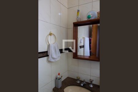 Apartamento à venda com 65m², 2 quartos e 1 vaga Apartamento à venda com 65m², 2 quartos e 1 vagaBANHEIRO