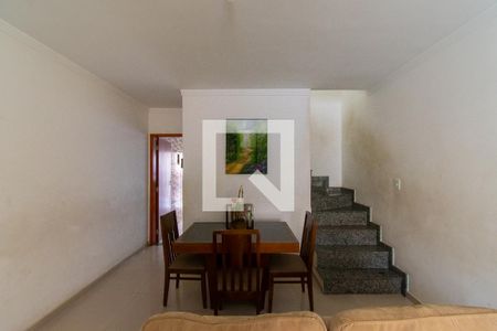Sala de casa à venda com 3 quartos, 110m² em Vila Carrao, São Paulo