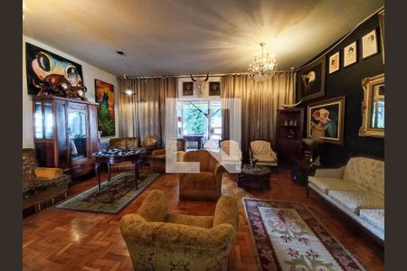 Sala de casa à venda com 4 quartos, 360m² em Coração Eucarístico, Belo Horizonte