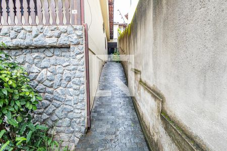 Casa à venda com 437m², 5 quartos e 2 vagasJardim / fachada