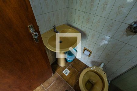 Casa à venda com 437m², 5 quartos e 2 vagasBanheiro 2