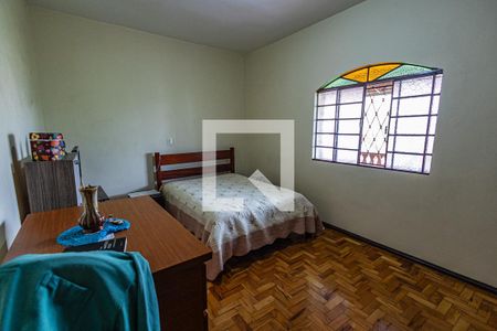 Quarto 1 de casa à venda com 5 quartos, 437m² em Parque São Pedro (venda Nova), Belo Horizonte