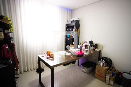 Quarto 1 de apartamento à venda com 3 quartos, 87m² em Jardim Guanabara, Belo Horizonte