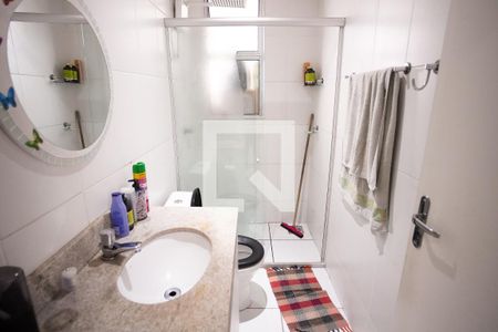 Apartamento à venda com 87m², 3 quartos e 1 vaga Apartamento à venda com 87m², 3 quartos e 1 vagaBanheiro Social