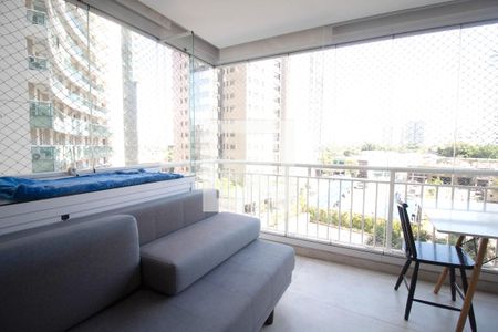Varanda de apartamento à venda com 2 quartos, 65m² em Pinheiros, São Paulo
