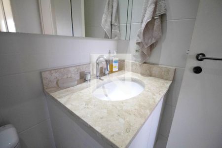 Apartamento à venda com 65m², 2 quartos e 1 vaga Apartamento à venda com 65m², 2 quartos e 1 vagaBanheiro