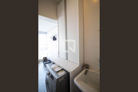 Apartamento à venda com 65m², 2 quartos e 1 vaga Apartamento à venda com 65m², 2 quartos e 1 vagaÁrea de serviço