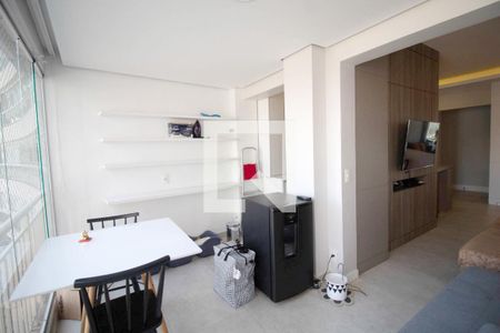 Varanda de apartamento à venda com 2 quartos, 65m² em Pinheiros, São Paulo