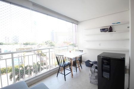 Varanda de apartamento à venda com 2 quartos, 65m² em Pinheiros, São Paulo