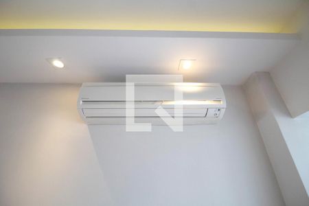 Sala de apartamento à venda com 2 quartos, 65m² em Pinheiros, São Paulo