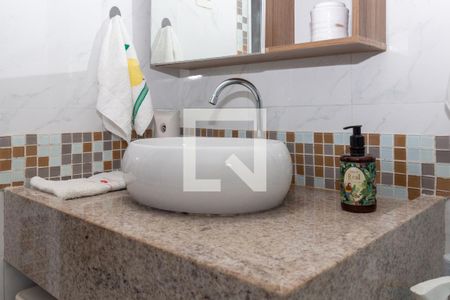 Casa à venda com 115m², 2 quartos e 1 vagaBanheiro 1