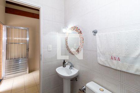 Casa à venda com 115m², 2 quartos e 1 vagaÁrea externa - Banheiro