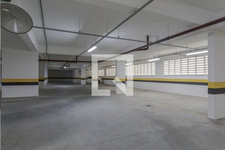 Apartamento para alugar com 43m², 1 quarto e 1 vaga Apartamento para alugar com 43m², 1 quarto e 1 vagaÁrea Comum - Estacionamento
