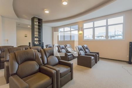 Área Comum - Cinema de apartamento para alugar com 1 quarto, 43m² em Loteamento Mogilar, Mogi das Cruzes