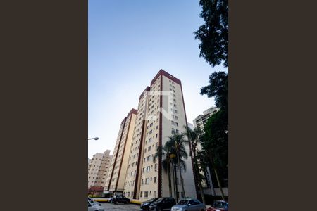 Apartamento à venda com 54m², 2 quartos e 1 vaga Apartamento à venda com 54m², 2 quartos e 1 vagaFachada