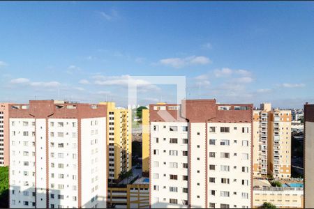 Apartamento à venda com 54m², 2 quartos e 1 vaga Apartamento à venda com 54m², 2 quartos e 1 vagaVista da Piscina