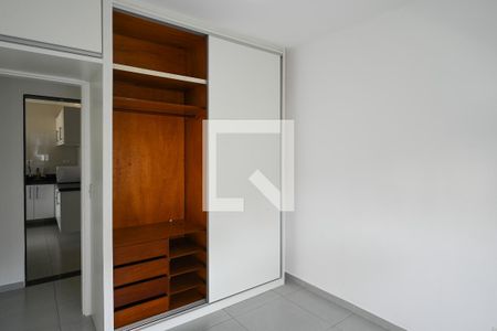 Quarto 1 de apartamento para alugar com 2 quartos, 62m² em Vila Moraes, São Paulo