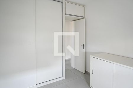 Quarto 2 de apartamento para alugar com 2 quartos, 62m² em Vila Moraes, São Paulo